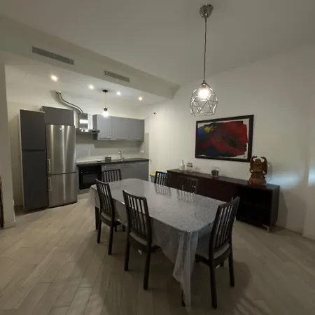 La Casa Di Lella Appartement *