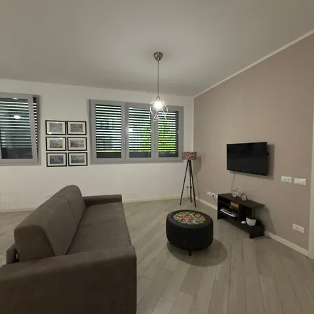 La Casa Di Lella Rome